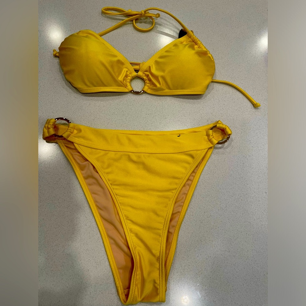 Cotton On Body Vibrant Yellow Bikini Swimsuit Preloved *Top:Large *Bottom:Small